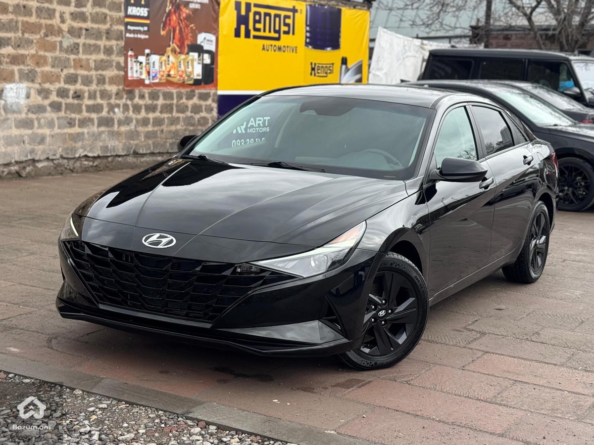 Hyundai Elantra - image 8