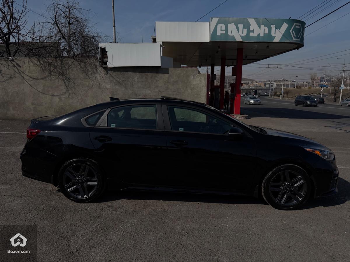 KIA FORTE GT-LINE  - image 25