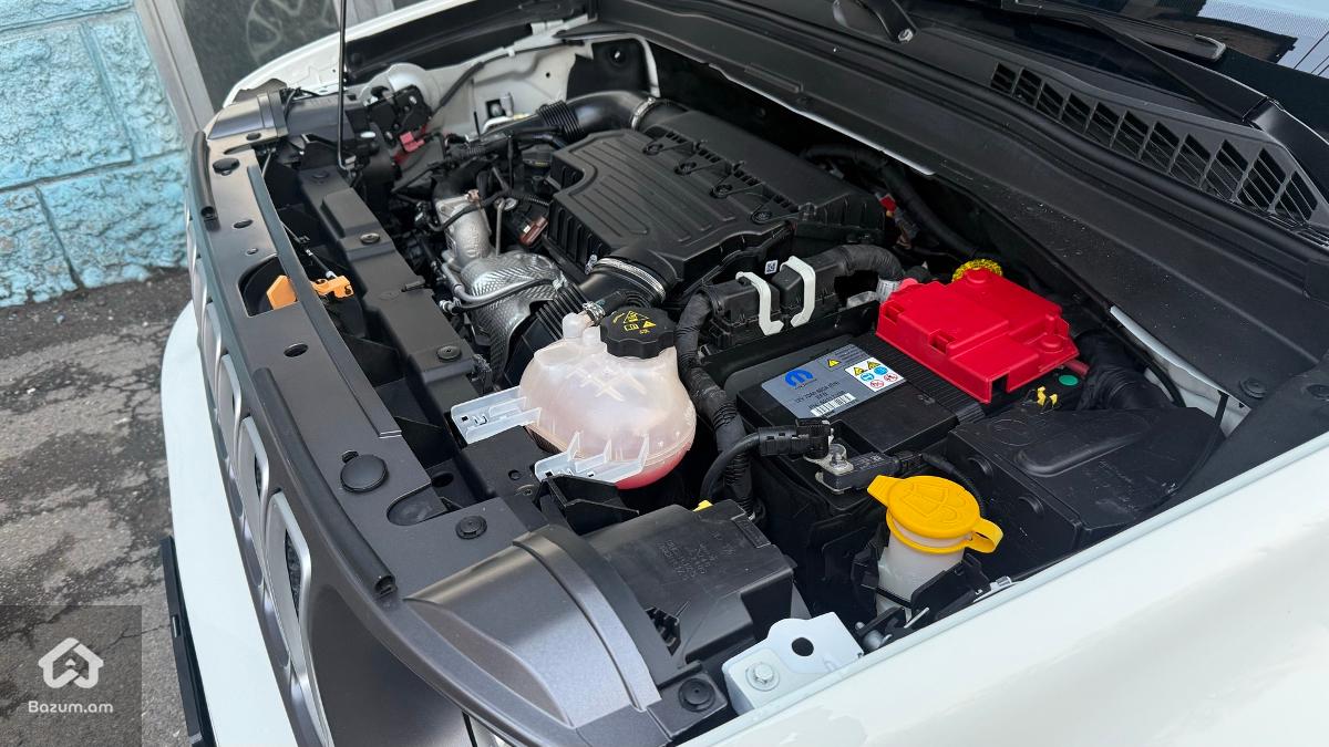 Jeep Renegade Limited 1.3T 4x4 2022 - image 30