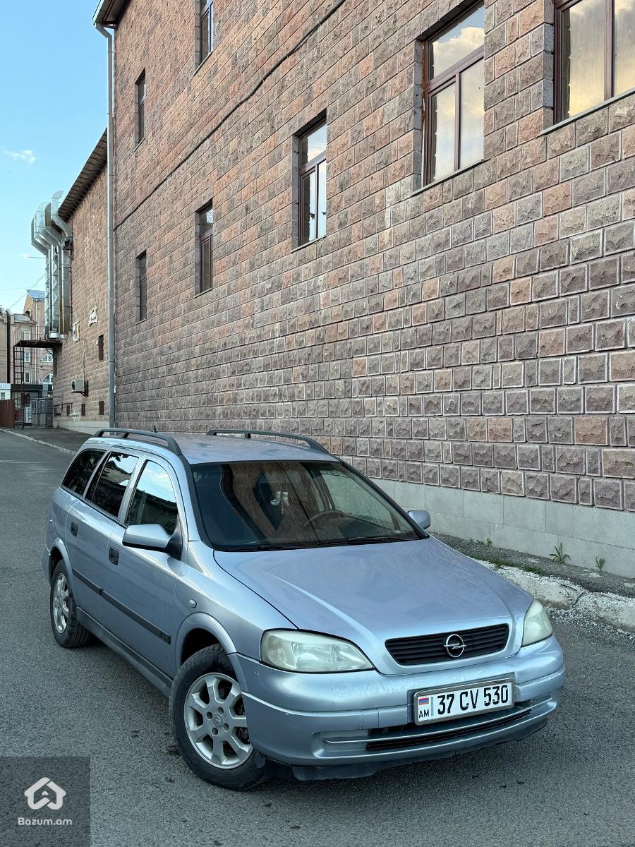 Opel Astra - image 10