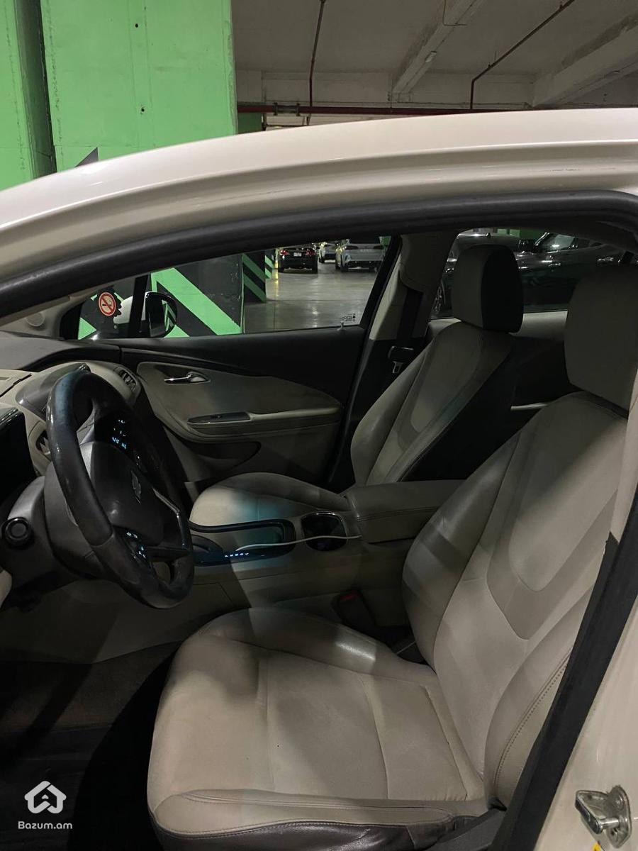 Chevrolet Volt 2013 - image 4