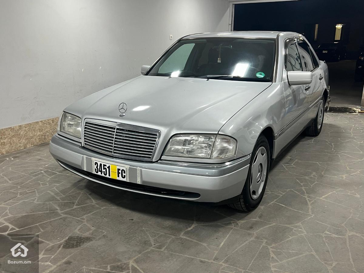 Mercedes C-class 1995 - image 3