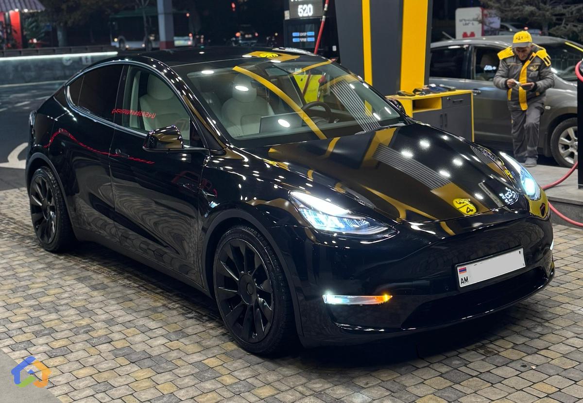 Tesla Model Y dual motor long range  - image 3