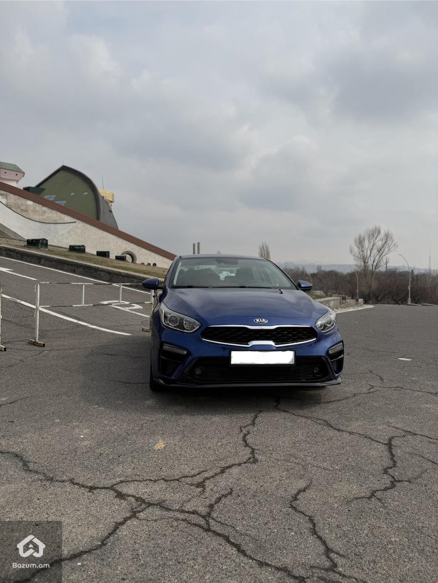 Kia Forte 2018 FE 2.0L - image 2