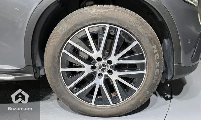 Mercedes Benz GLC-Class X253GLC300 4MATIC - image 5