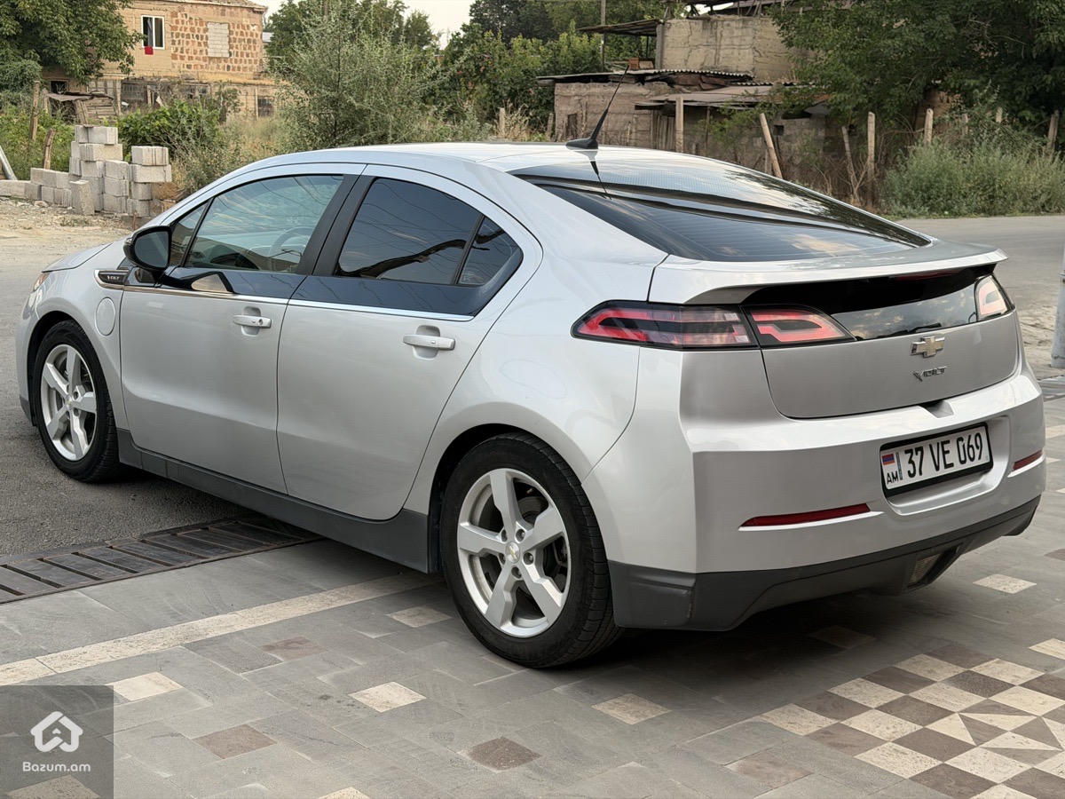 Chevrolet Volt 2014 - image 4