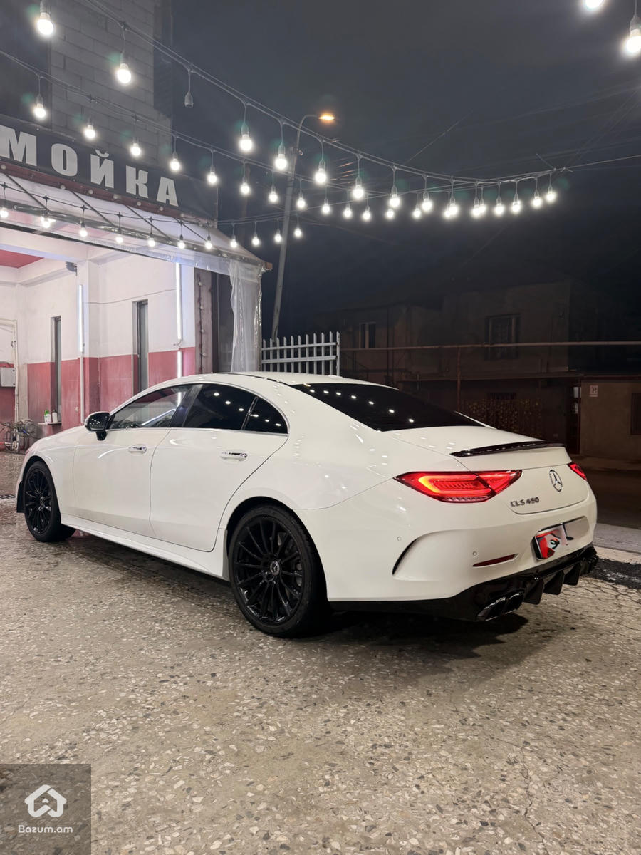 Mercedes-benz  - image 3