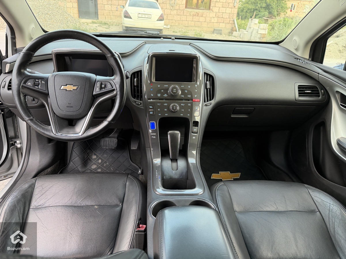 Chevrolet Volt 2014 - image 10