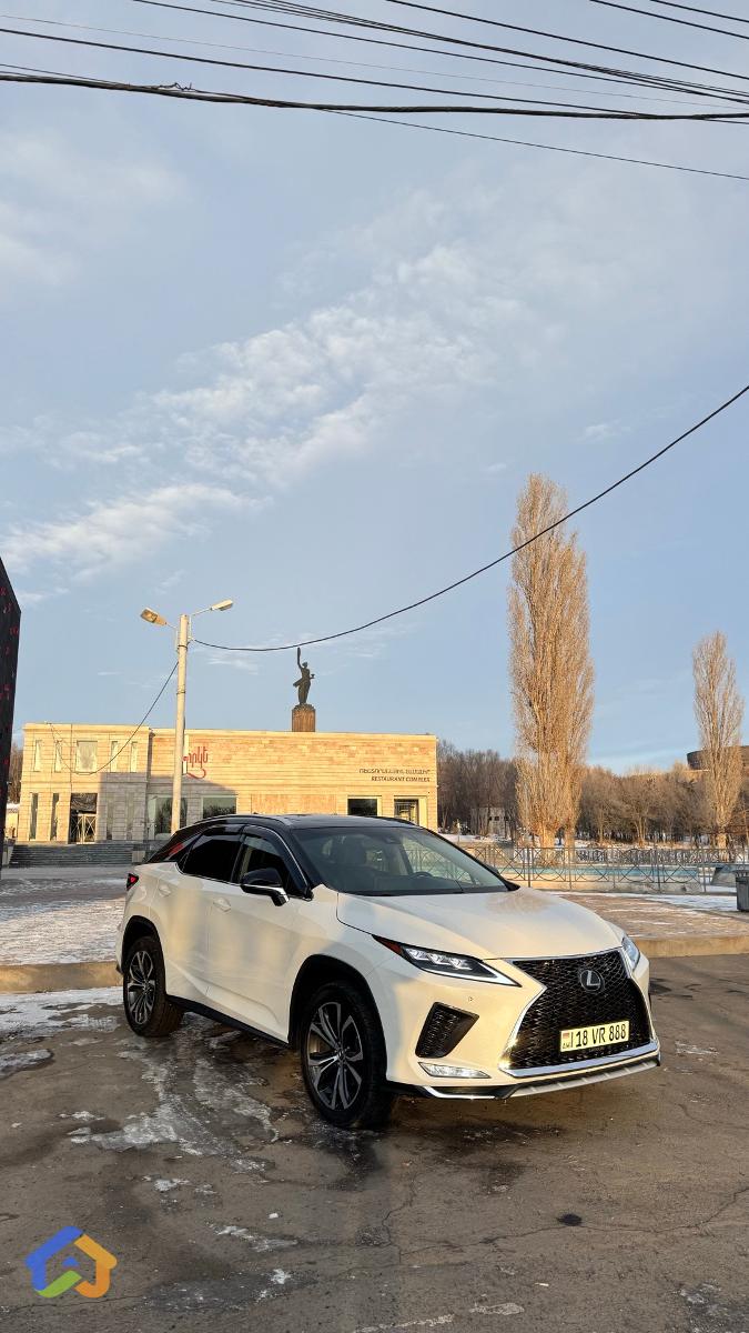 Lexus RX350 restyle - image 2