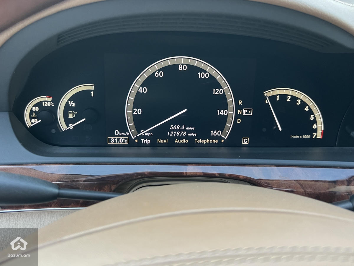 Mercedes Benz W221 - image 12