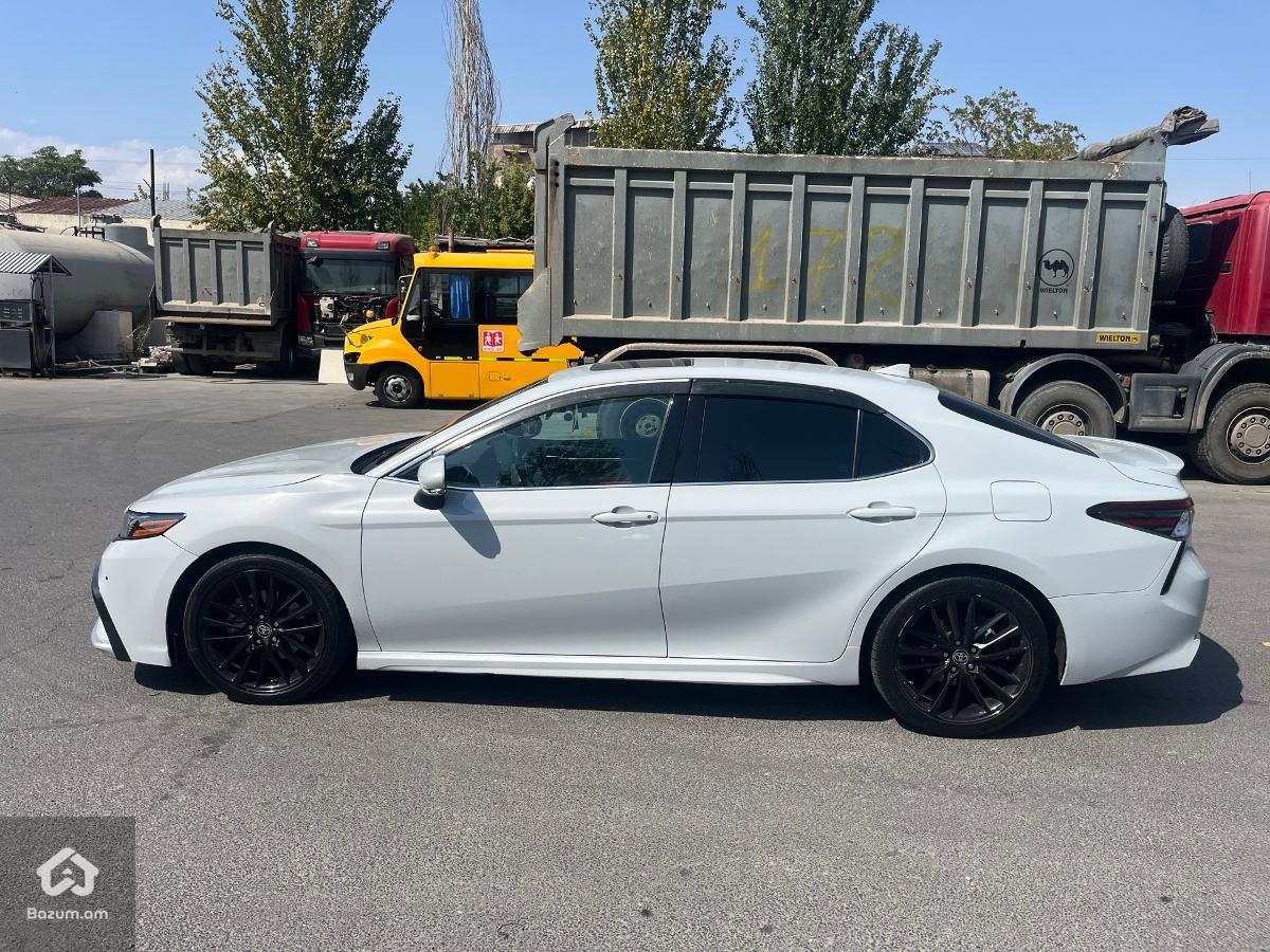 Toyota Camry XSE HYBRID 2.5 - image 3