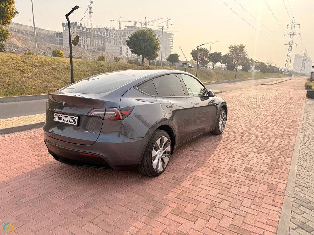 Tesla Model Y, Long Range Dual Motor - image 7