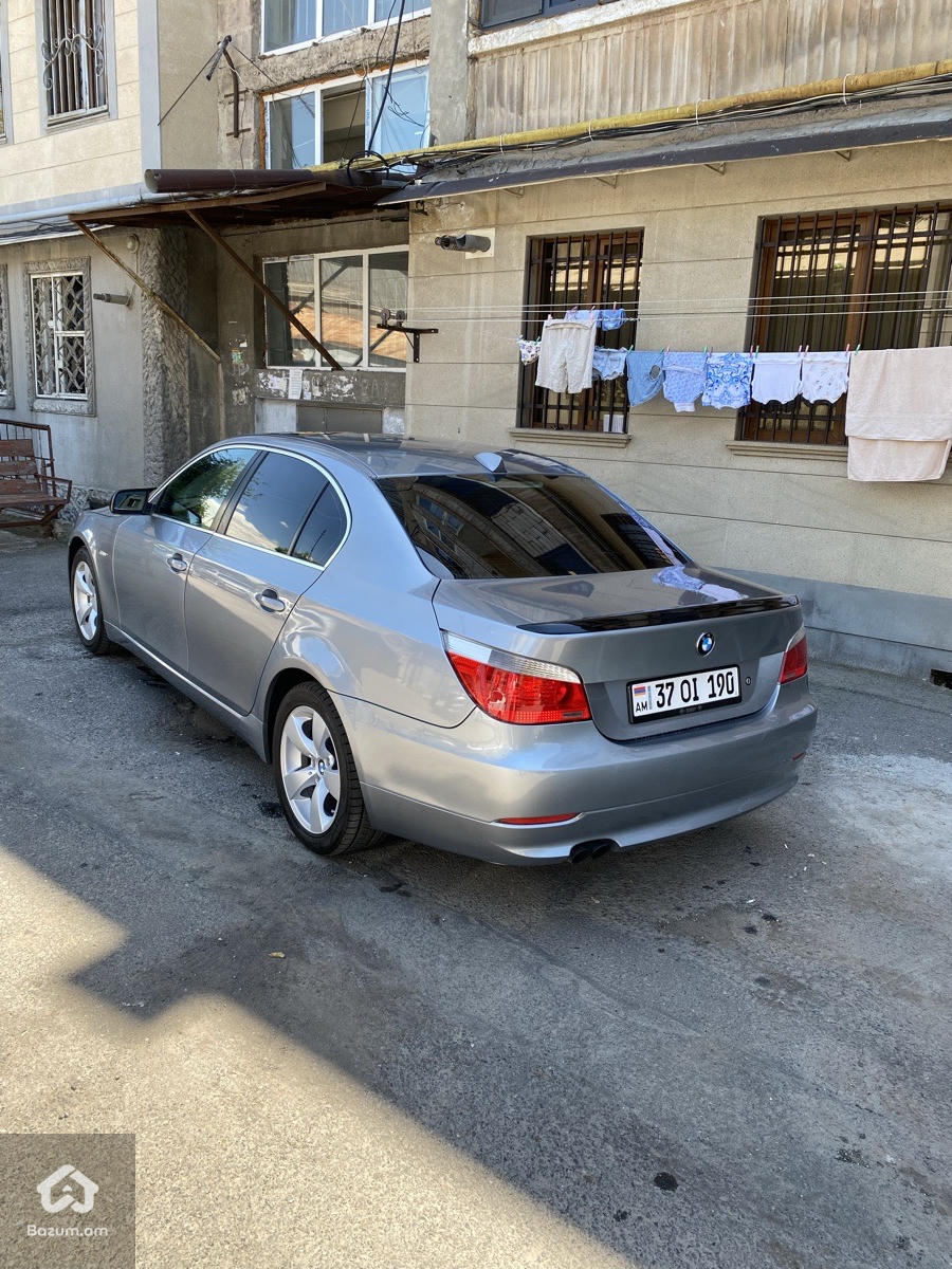 BMW 525i - image 4