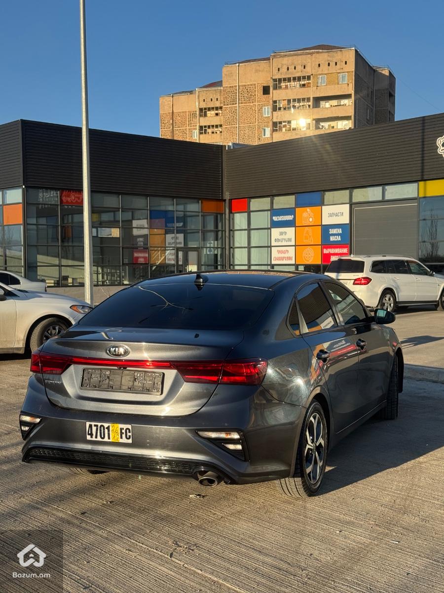 Kia Forte 2019 - image 6