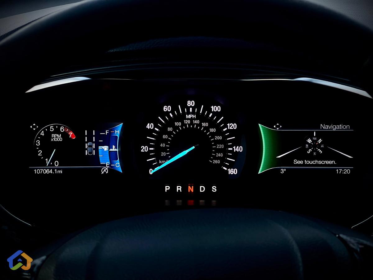 FORD FUSION - image 6