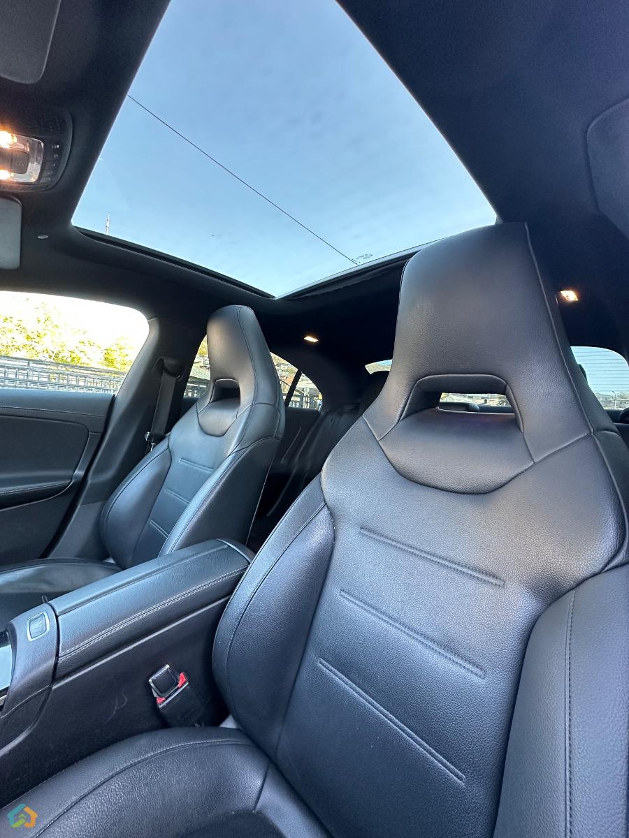 Mercedes Cla - image 12