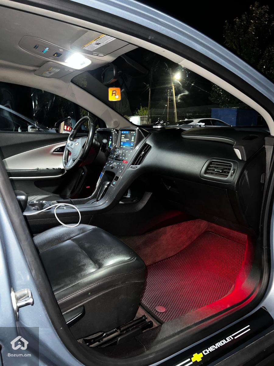 Chevrolet Volt 2014 premier - image 18