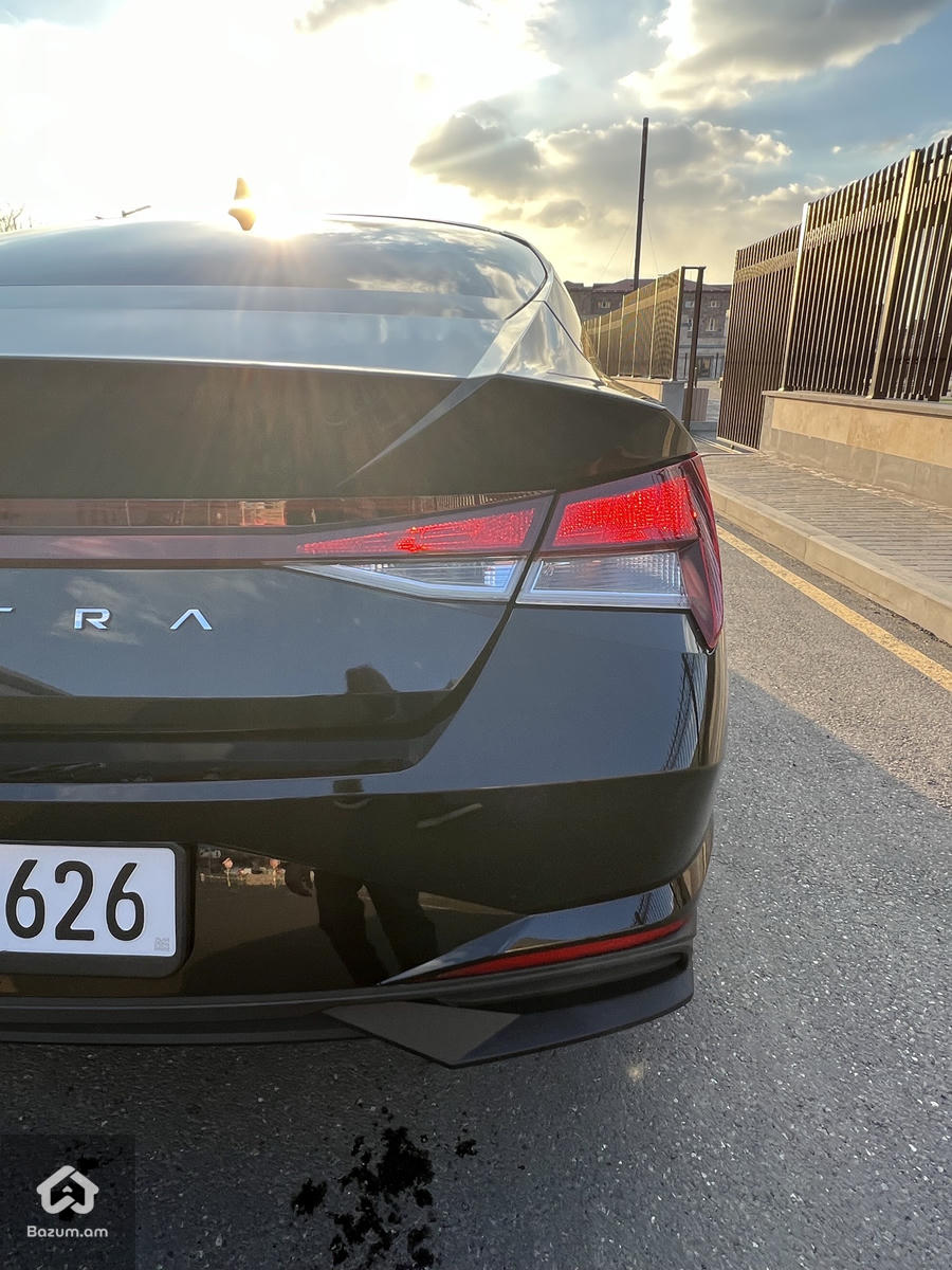 HYUNDAI ELANTRA 2021-20  - image 16