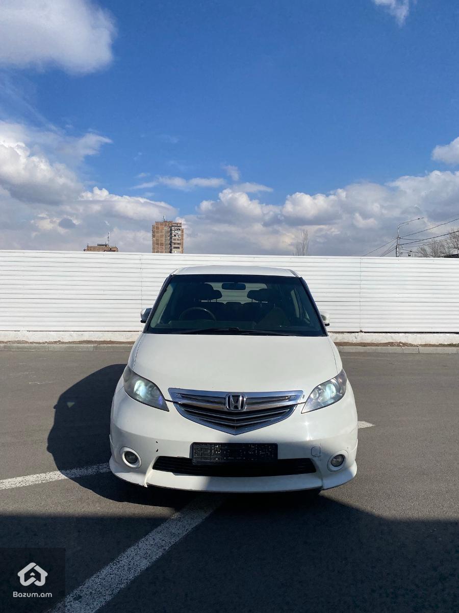 Honda Elysion - image 2