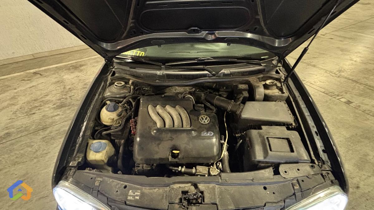 Volkswagen Golf կուպե, 2.0 լ, 2003 թ., գազ - image 4