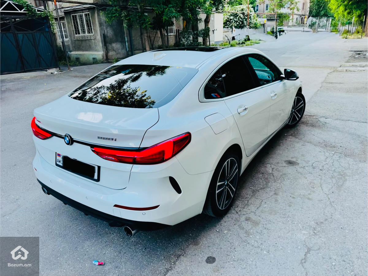 2020 BMW 228i Xdrive - image 3