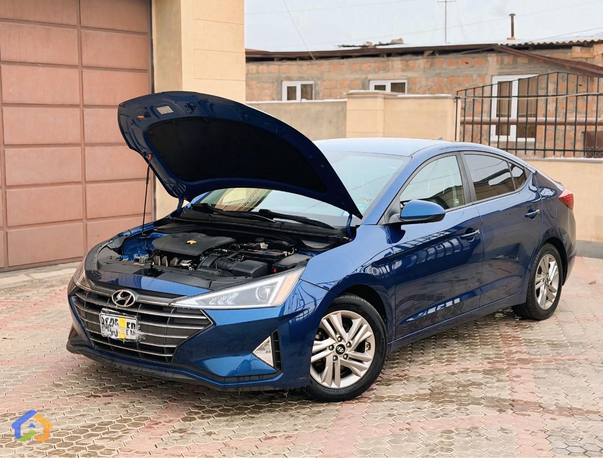 Hyundai Elantra Sel 2020 - image 11