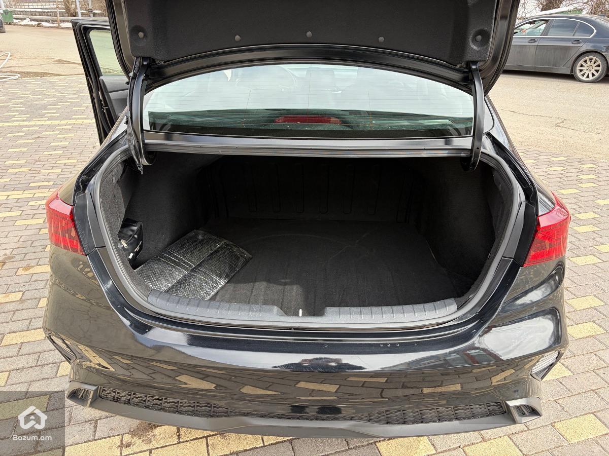 KIA FORTE FE - image 10