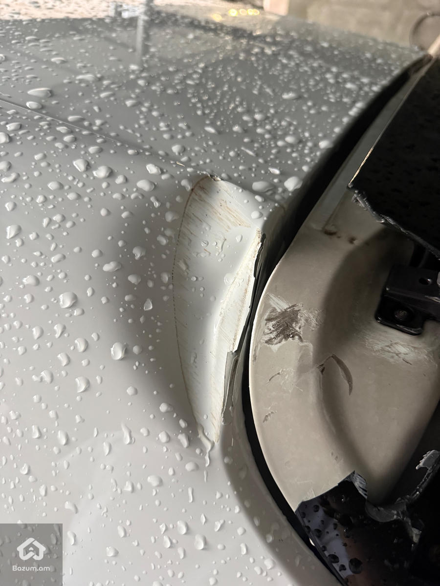 Porsche - image 3