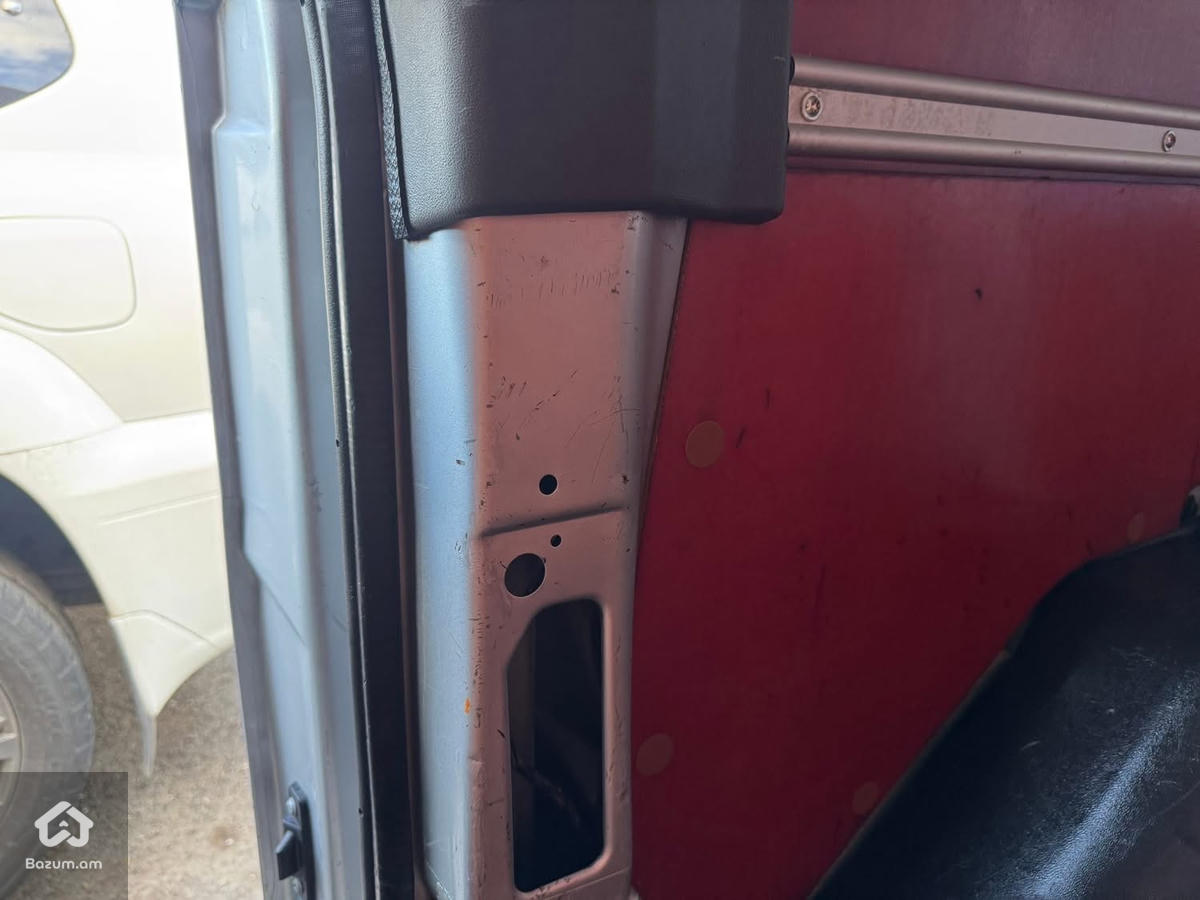 Ford transit  - image 11
