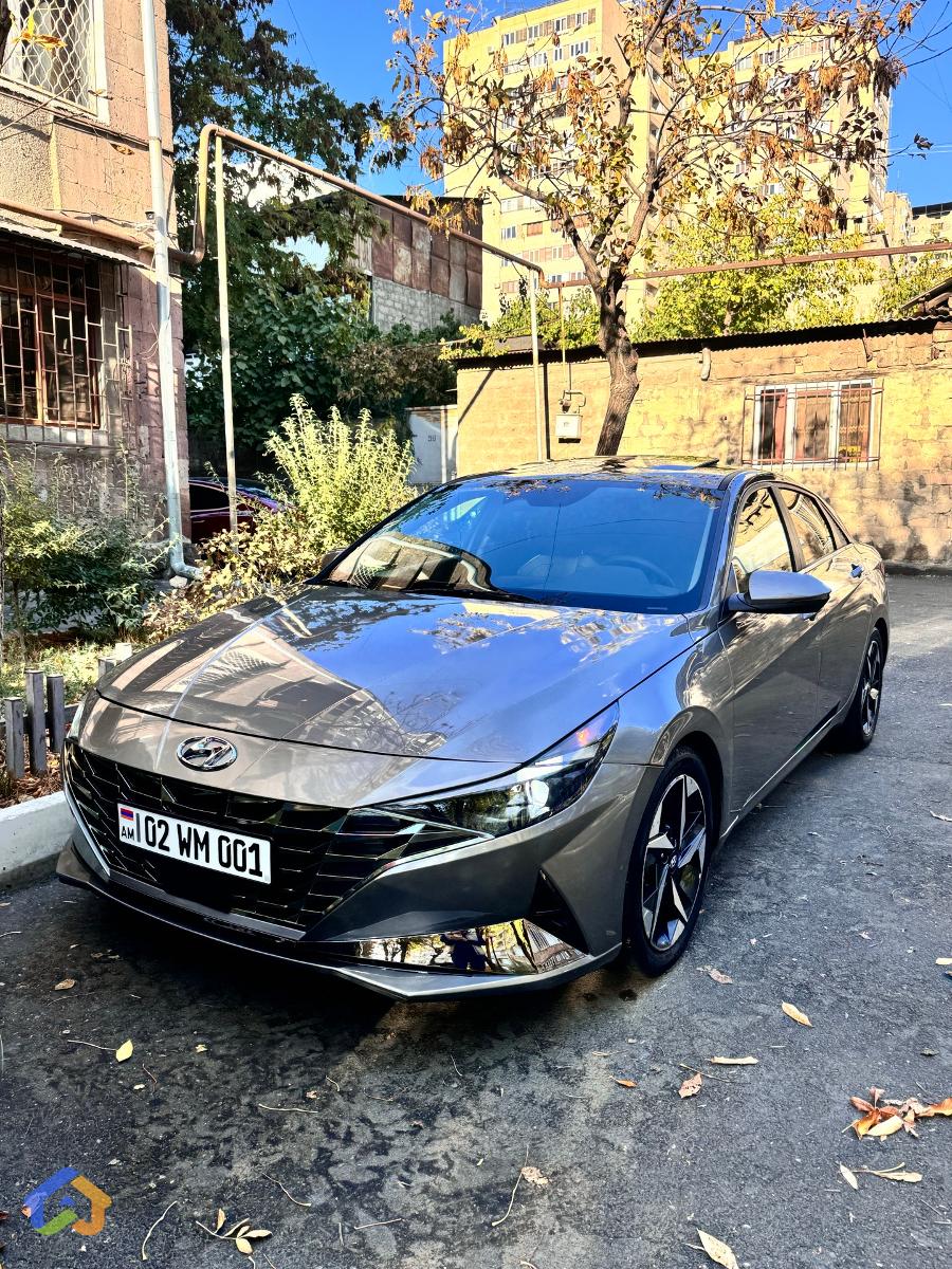 Elantra Limited Full - image 1