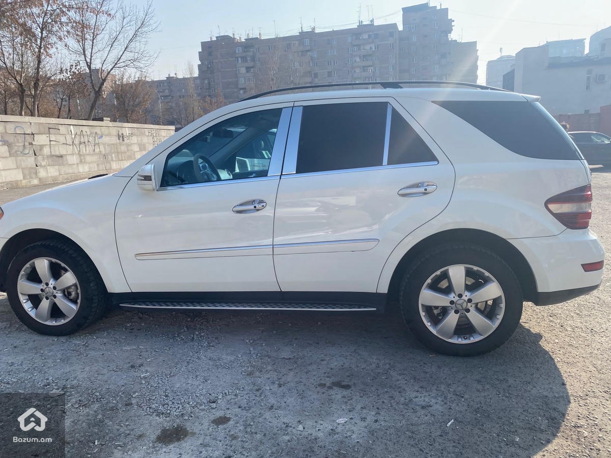 MERCEDES BENZ ML 350 - image 2