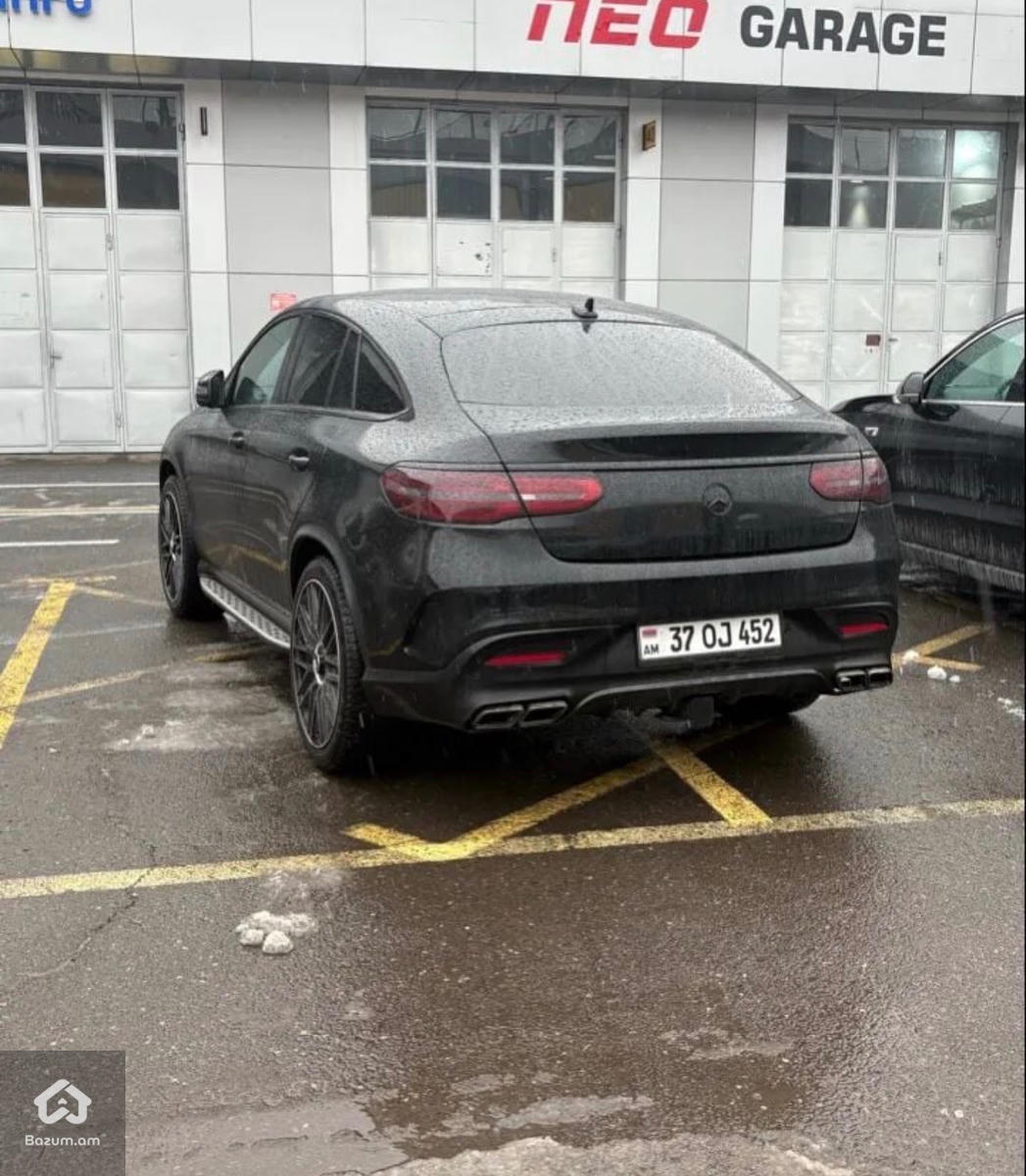 Mercedes-Benz GLE 43 AMG 2019 - image 2