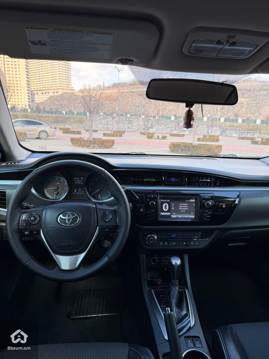 TOYOTA COROLLA  - image 9