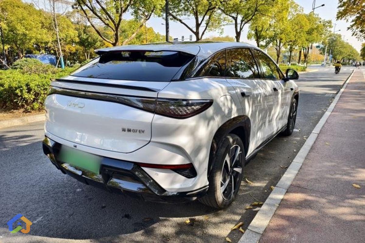 BYD Sealion 07 EV 2024 610 - image 2
