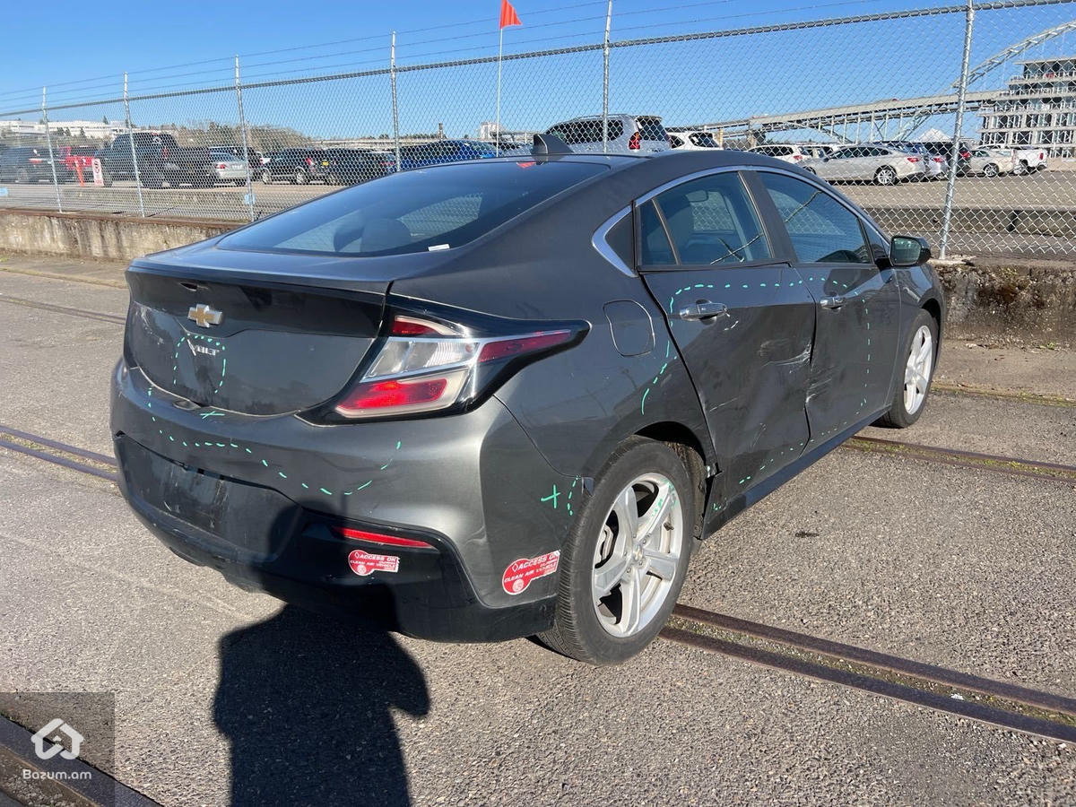 Chevrolet Volt 2 - image 3