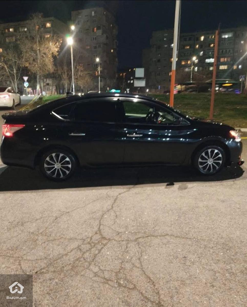 Nissan Sentra - image 5