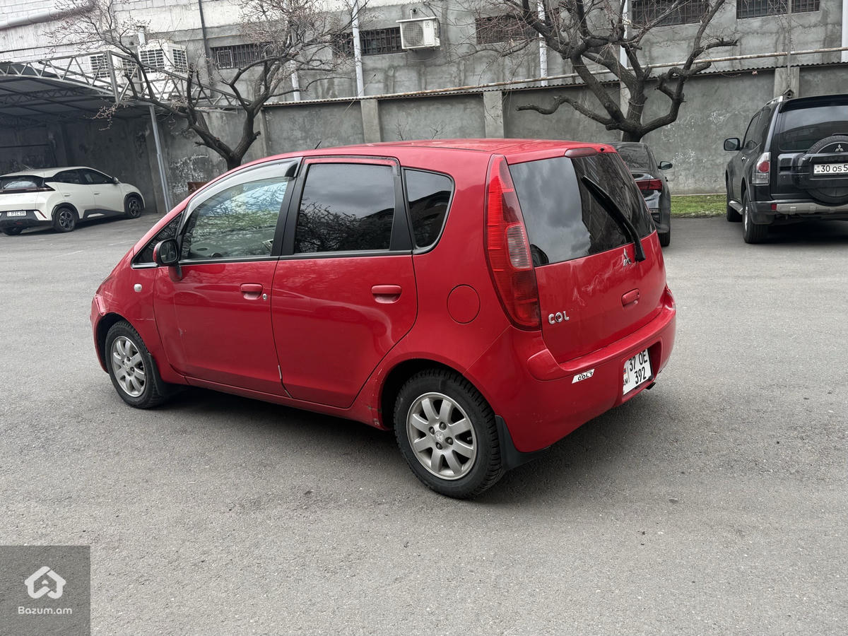 Mitsubishi Colt - image 4