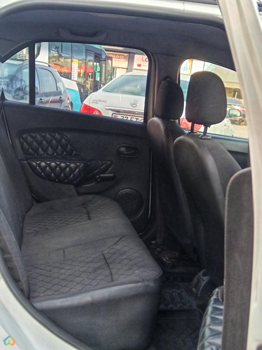 Renault logan 2  - image 12