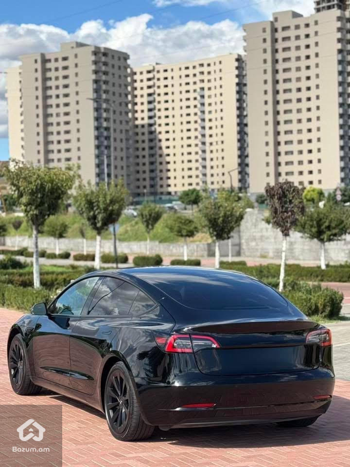 TESLA MODEL 3 SR+ - image 4