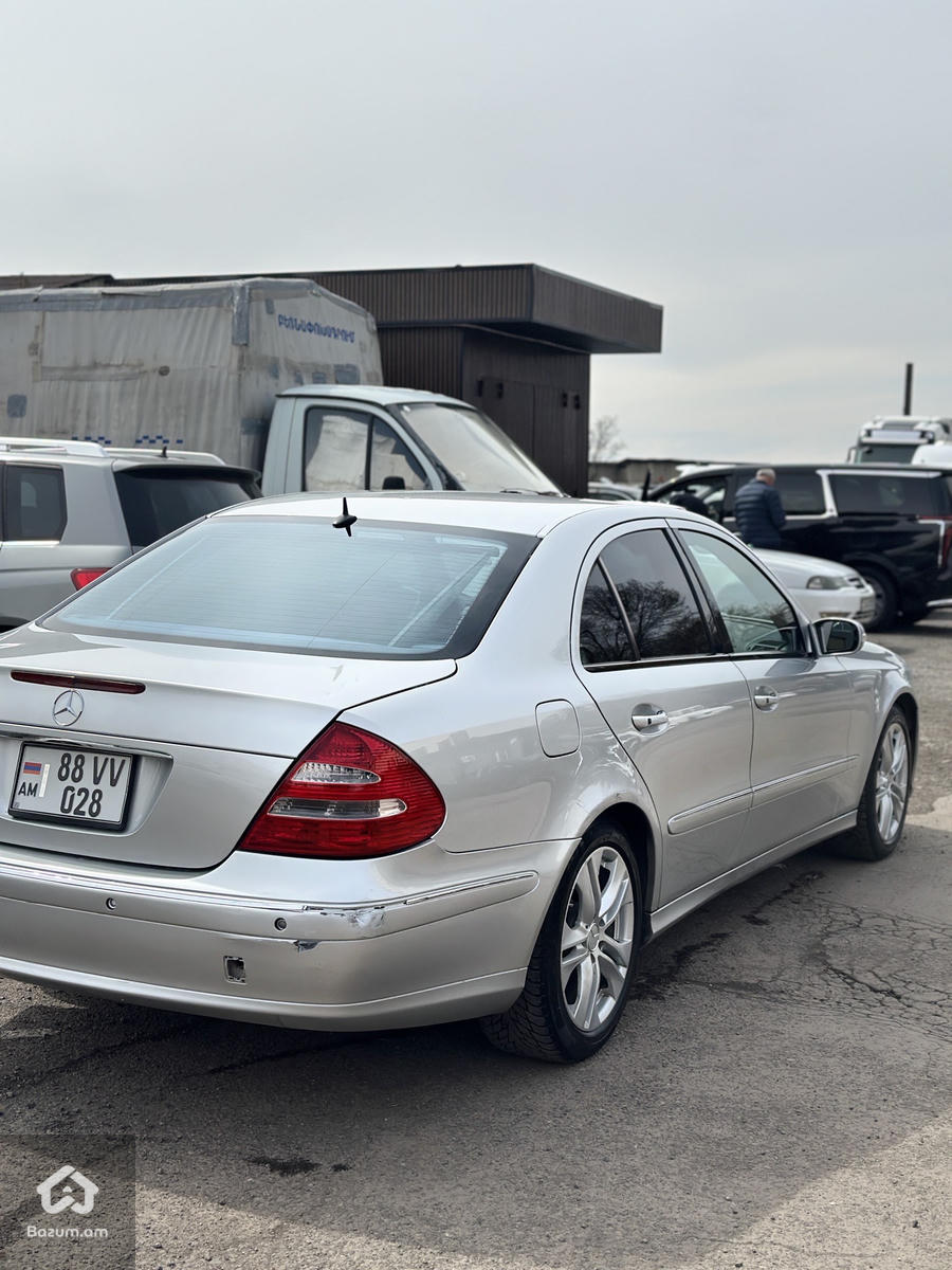 Mrcedes Benz E350 W211 - image 4