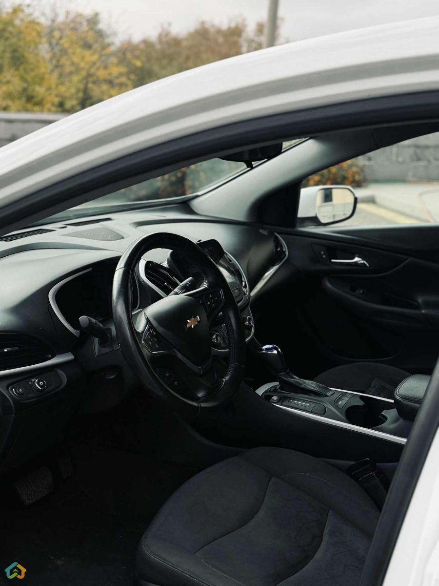 Chevrolet volt - image 6