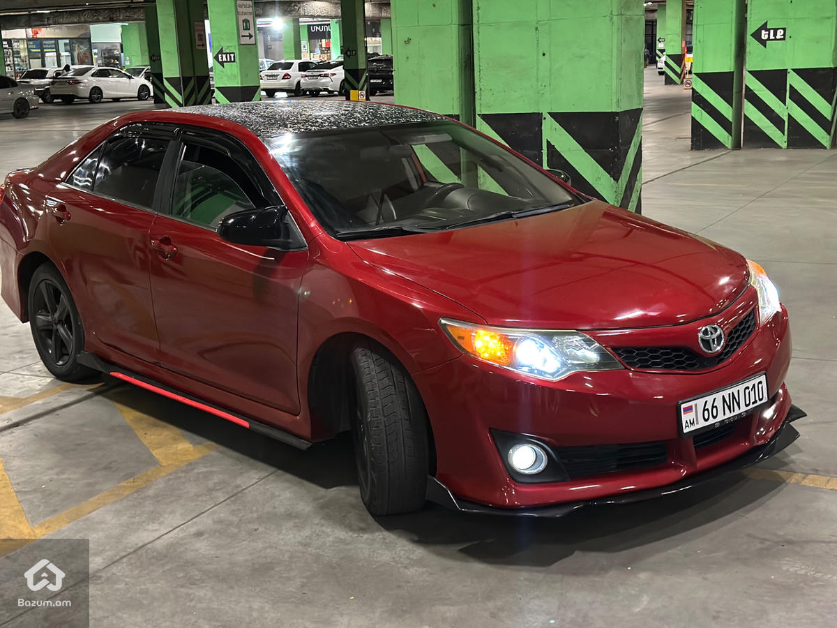 Toyota camry - image 3
