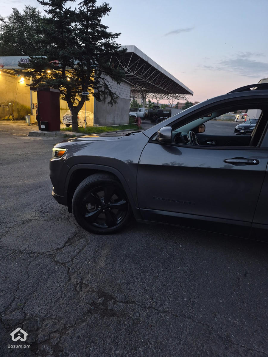 JEEP CHEROKEE 2019/2 2.4L - image 5