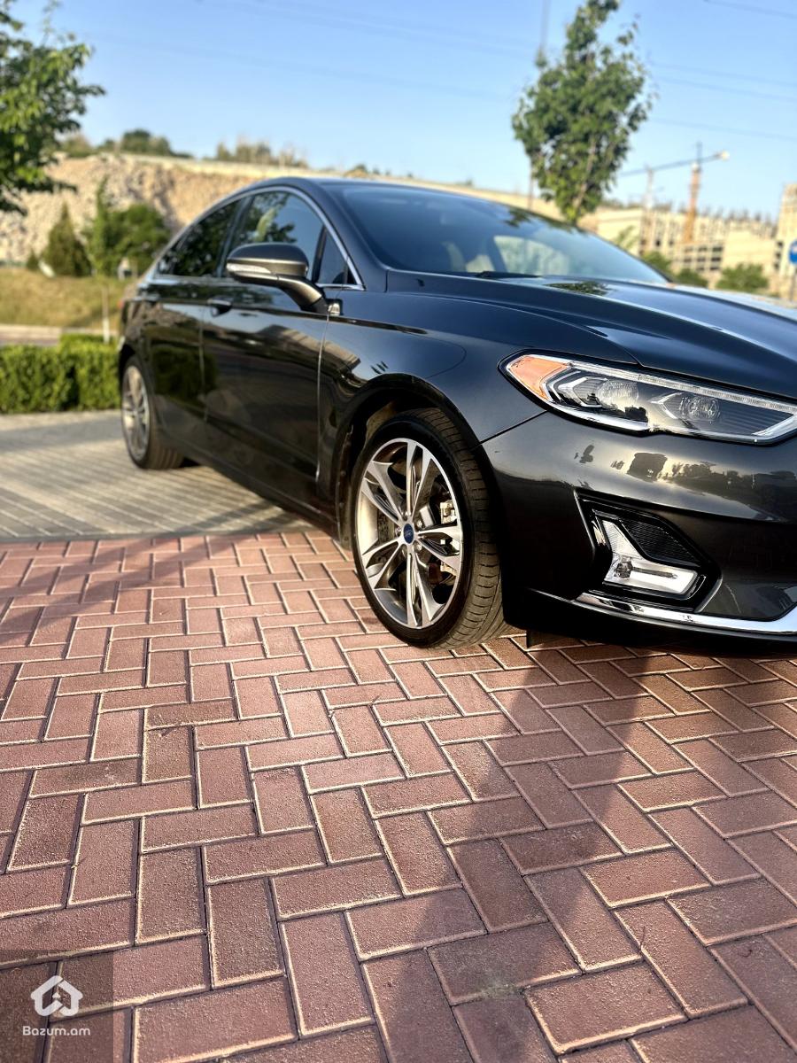 Ford Fusion Titanium 2019 - image 2