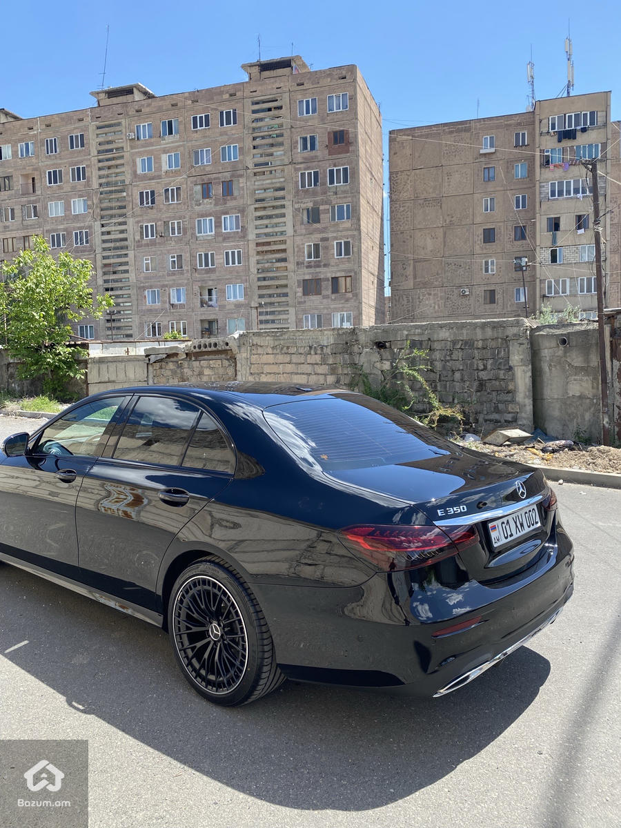 2021 Mercedes-Benz E350 Restyle - image 4