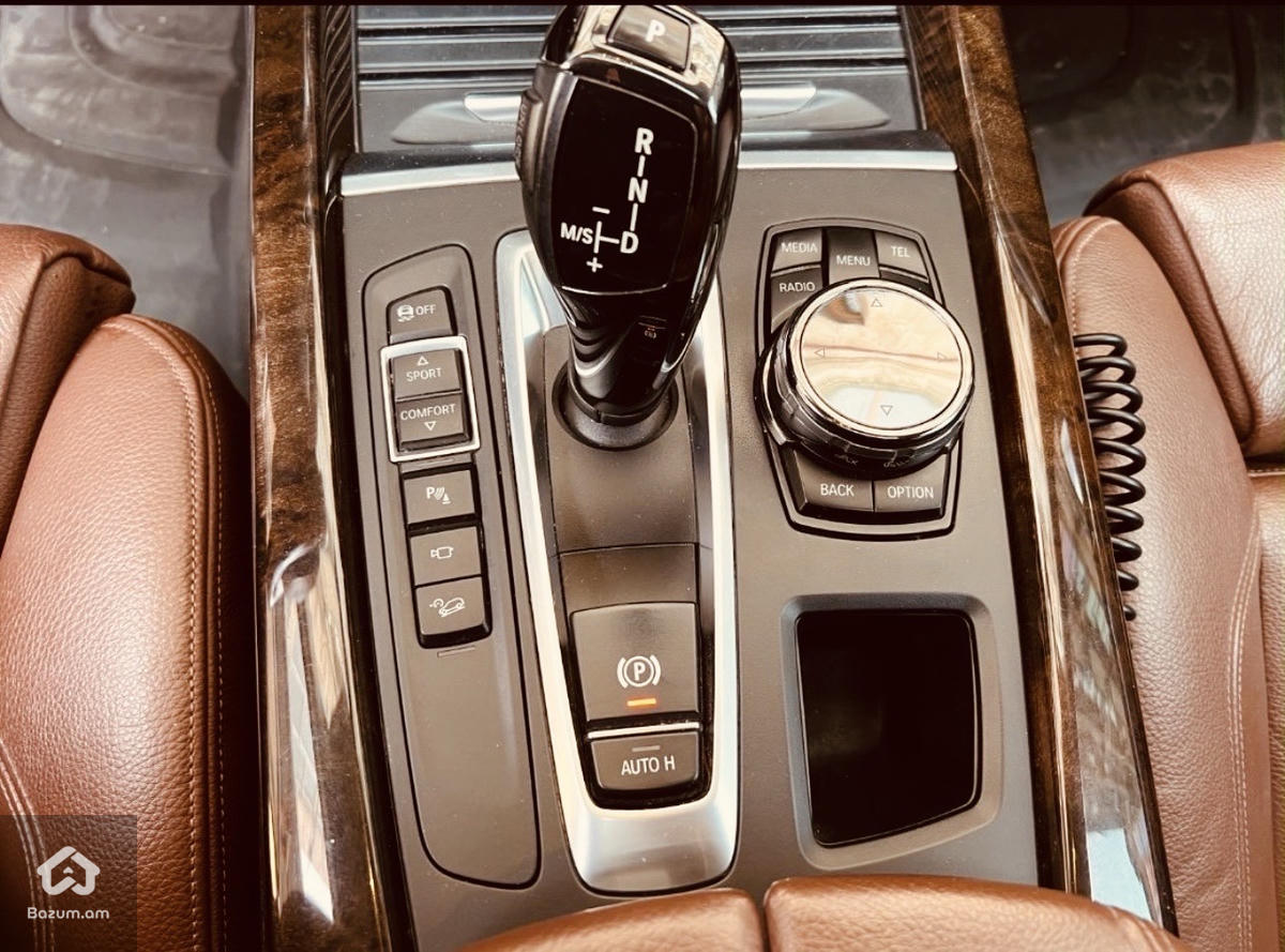 BMW X5 F15 - image 9