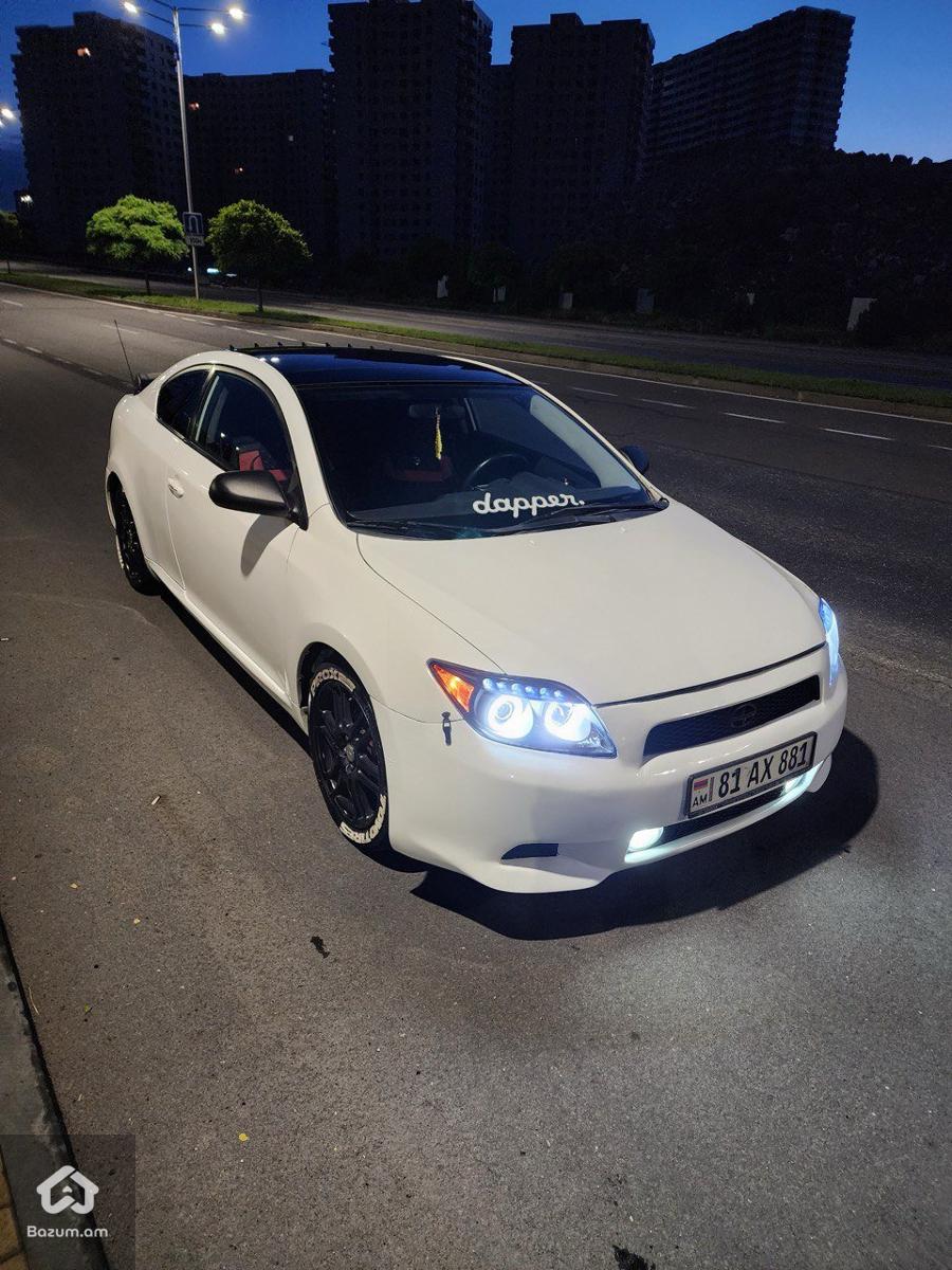 Toyota Scion TC - image 6