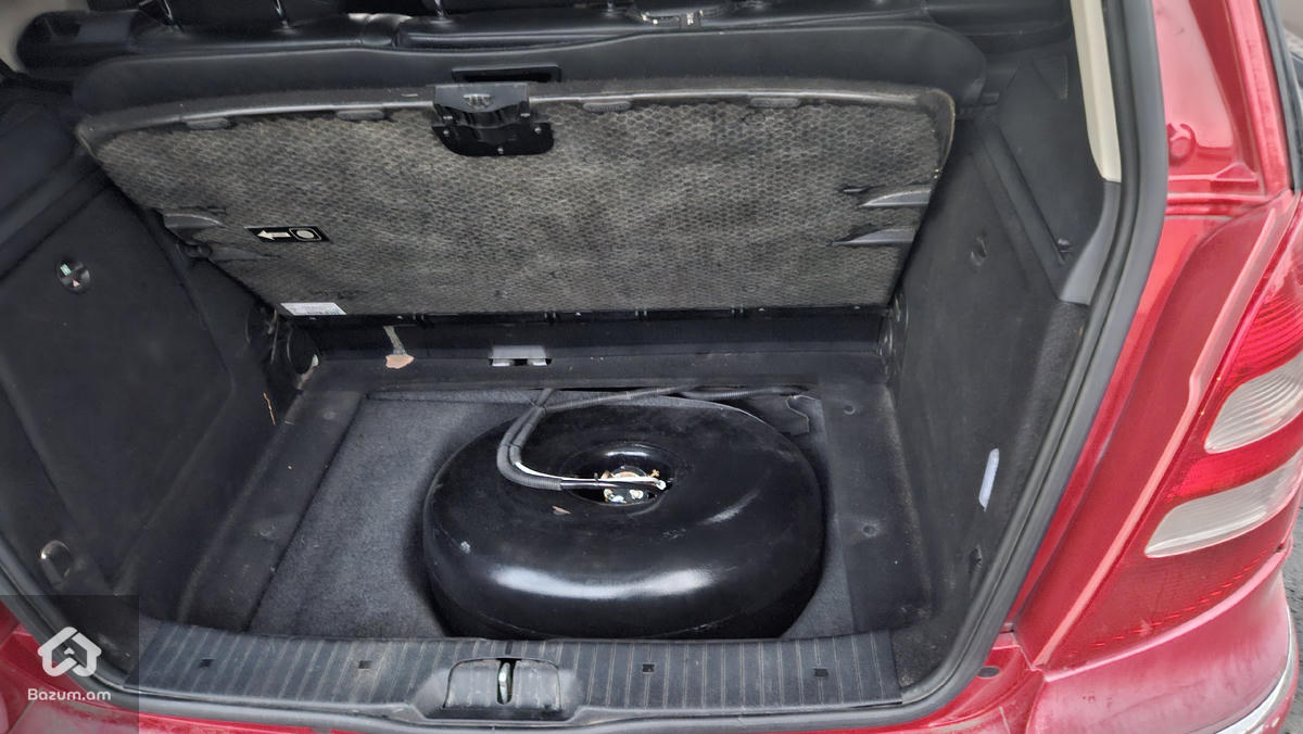 Mercedes Benz A170 - image 14