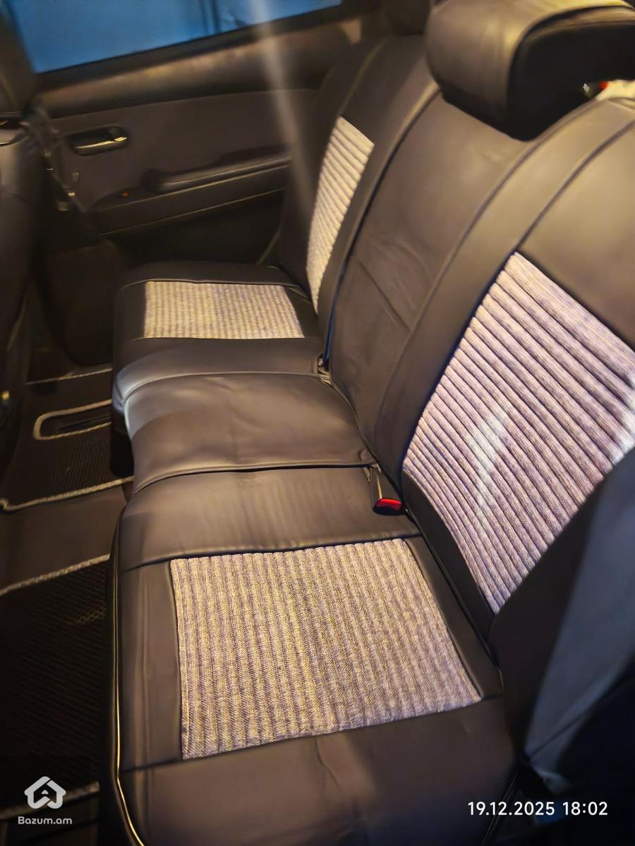 Mazda CX 9 - image 8