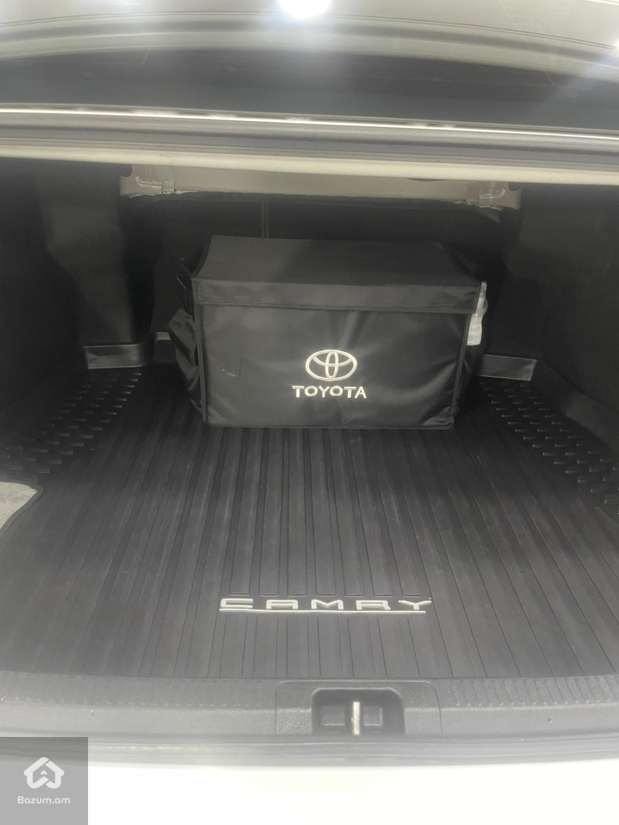 TOYOTA CAMRY - image 12